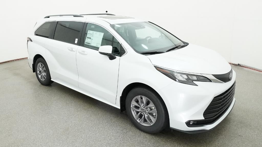 2026 Toyota Sienna XLE
