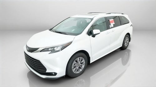 2026 Toyota Sienna XLE