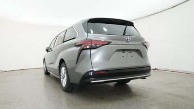 2026 Toyota Sienna Limited