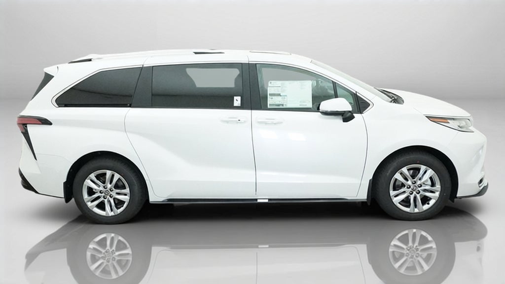 2026 Toyota Sienna Limited