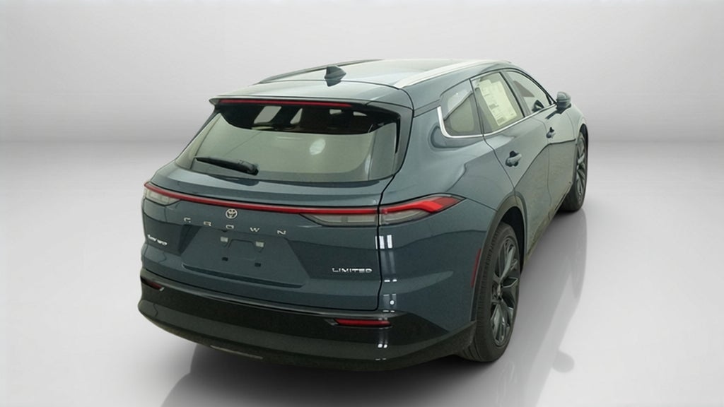 2026 Toyota Toyota Crown Signia Limited