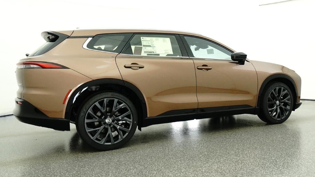 2026 Toyota Toyota Crown Signia Limited