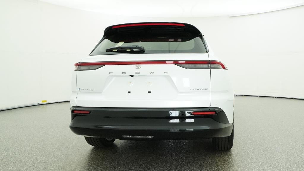 2026 Toyota Toyota Crown Signia Limited