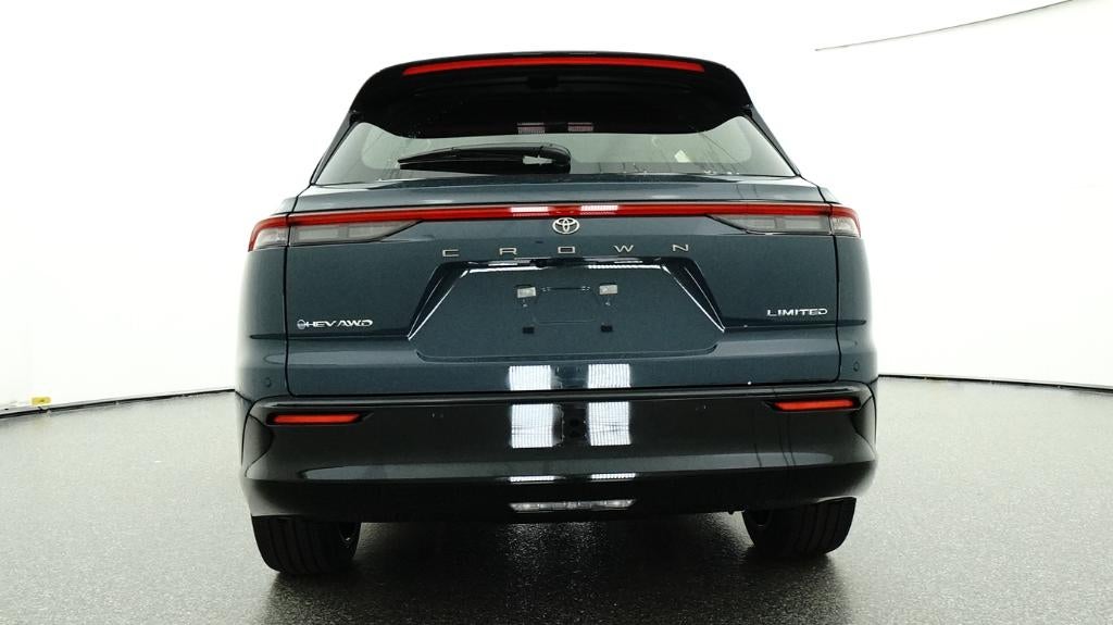 2026 Toyota Toyota Crown Signia Limited