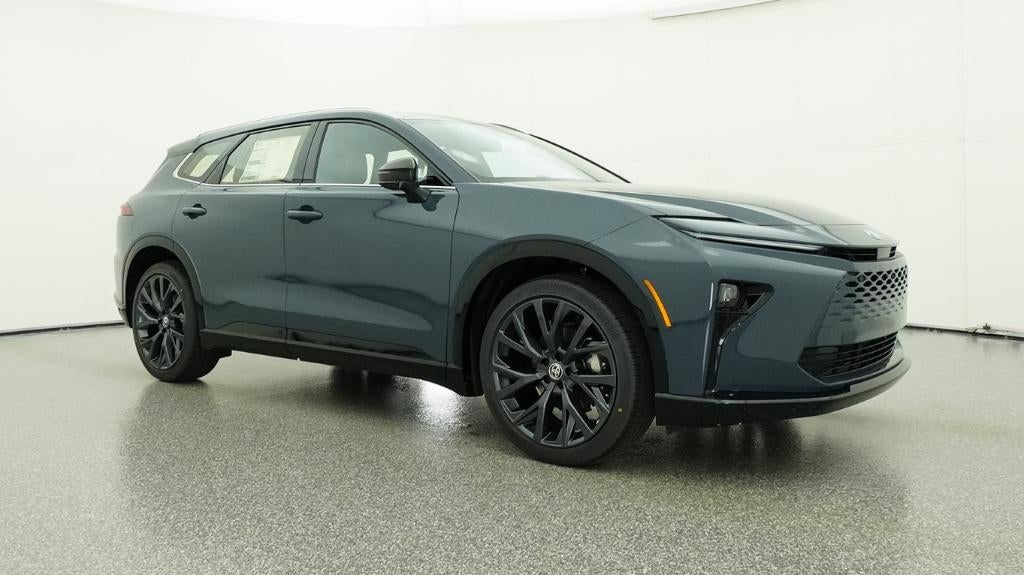 2026 Toyota Toyota Crown Signia Limited