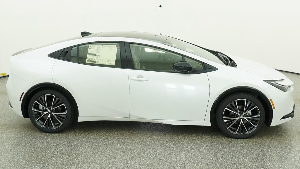 2027 Toyota Prius XLE