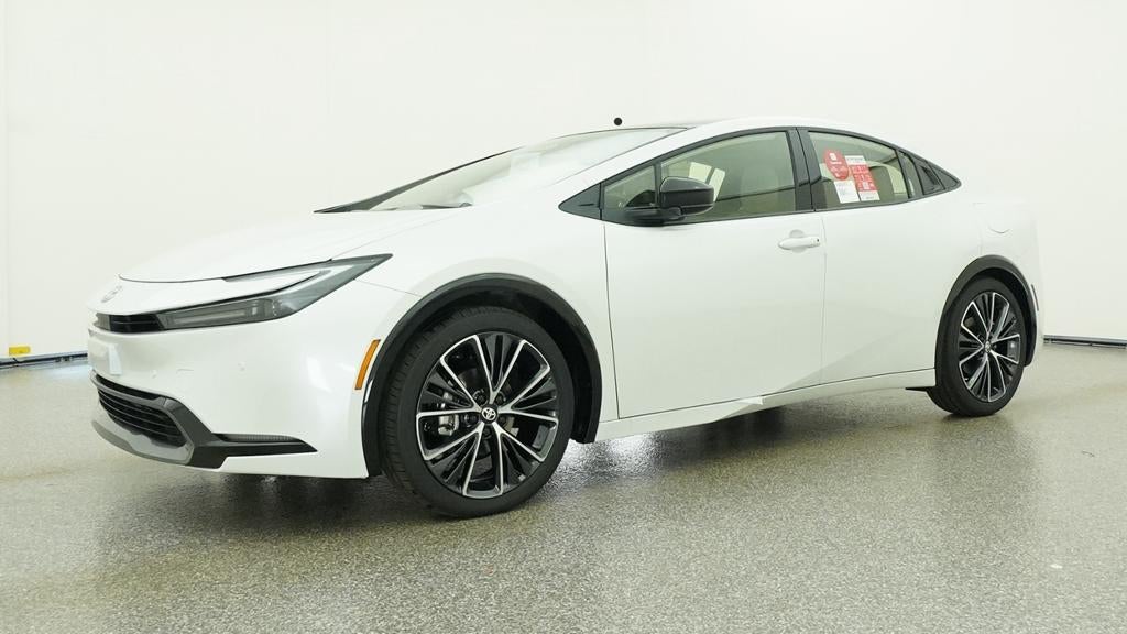 2027 Toyota Prius XLE
