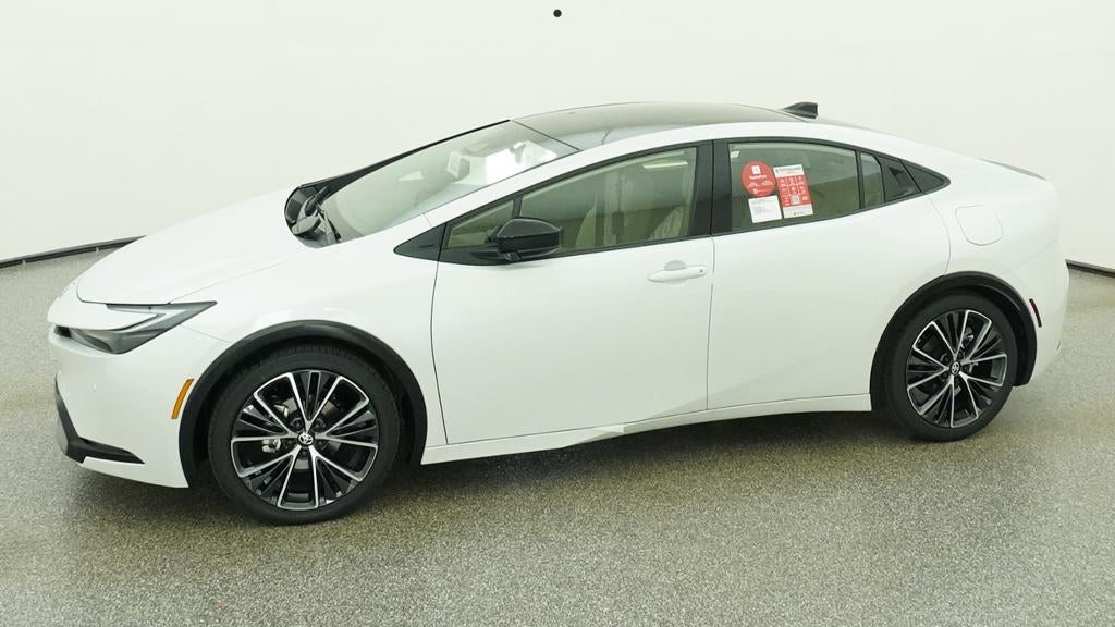 2027 Toyota Prius XLE