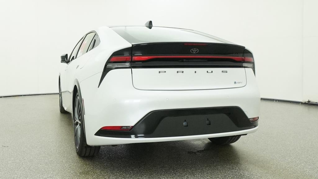 2027 Toyota Prius XLE