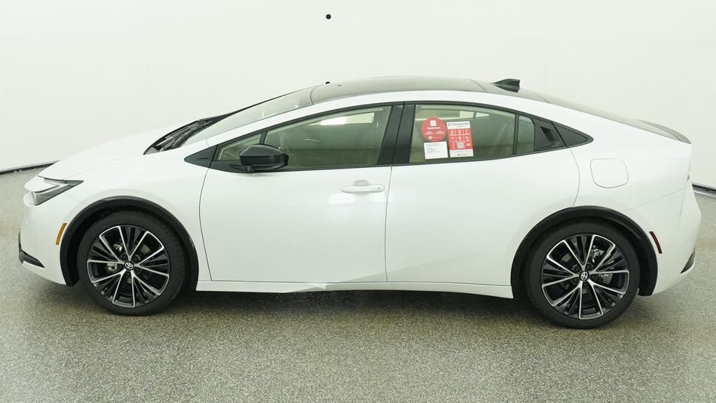 2027 Toyota Prius XLE