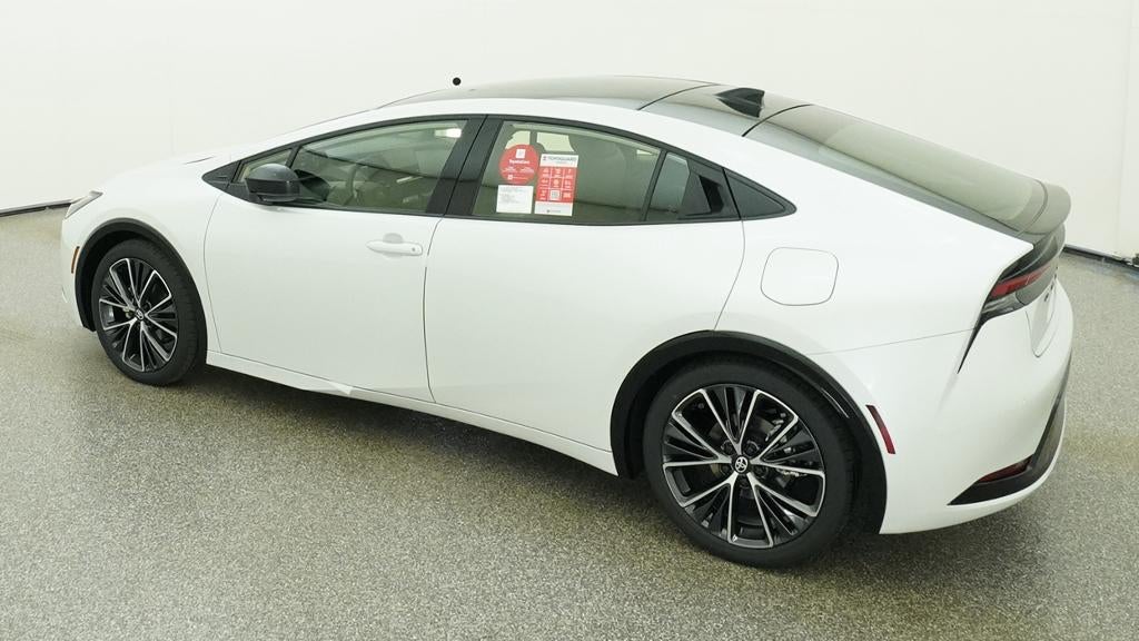 2027 Toyota Prius XLE