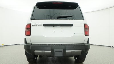 2027 Toyota Land Cruiser Base