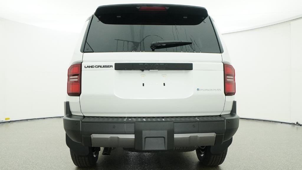 2027 Toyota Land Cruiser Base