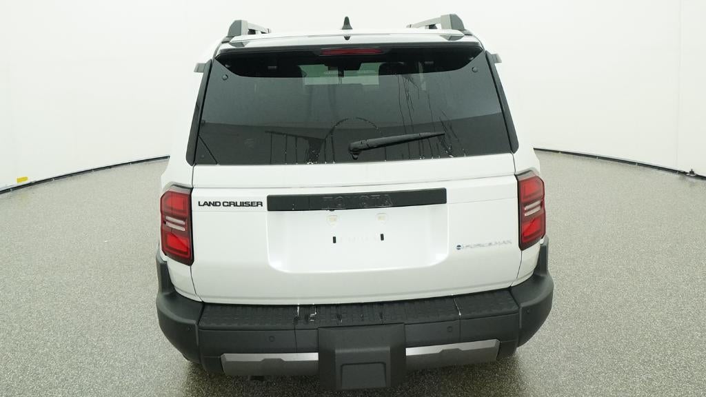2027 Toyota Land Cruiser Base