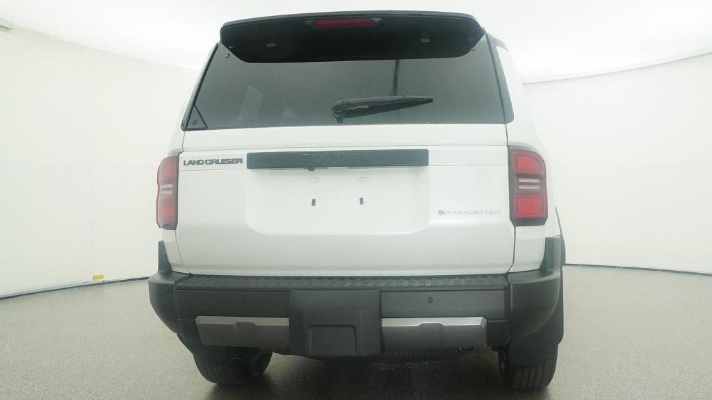 2027 Toyota Land Cruiser Base