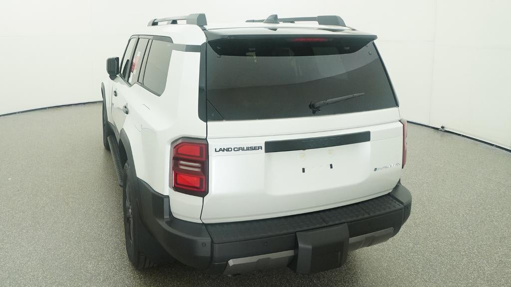 2027 Toyota Land Cruiser Base