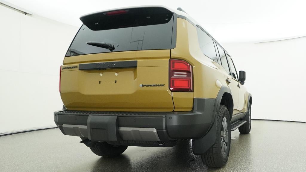 2027 Toyota Land Cruiser Base