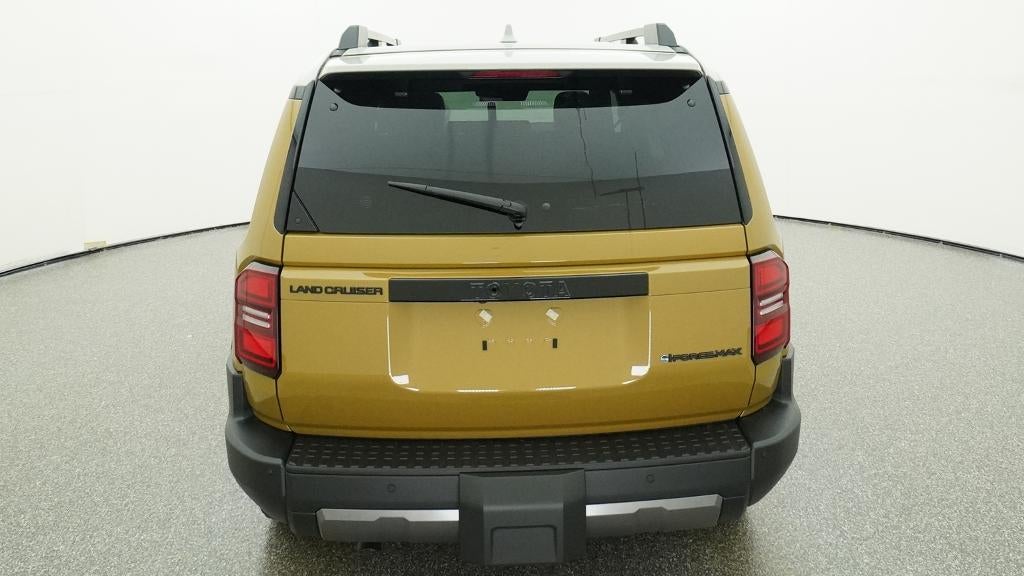 2027 Toyota Land Cruiser Base