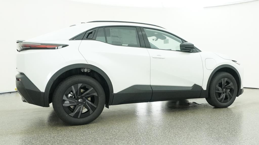 2026 Toyota C-HR SE