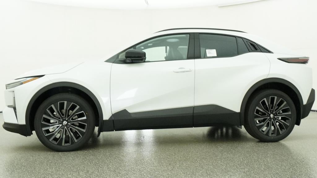 2026 Toyota C-HR XSE