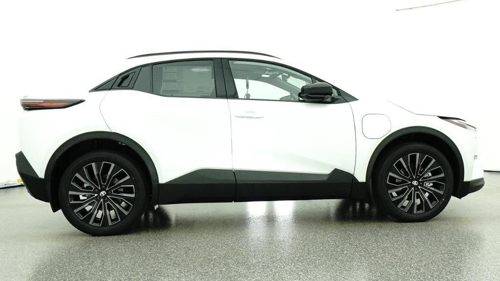 2026 Toyota C-HR XSE