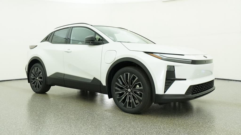 2026 Toyota C-HR XSE