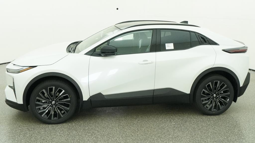 2026 Toyota C-HR XSE