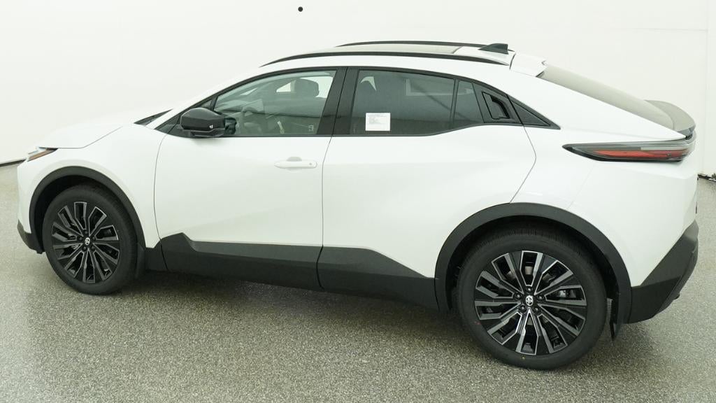 2026 Toyota C-HR XSE