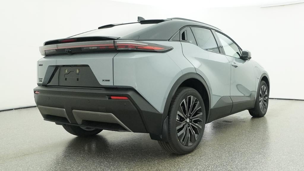 2026 Toyota C-HR XSE