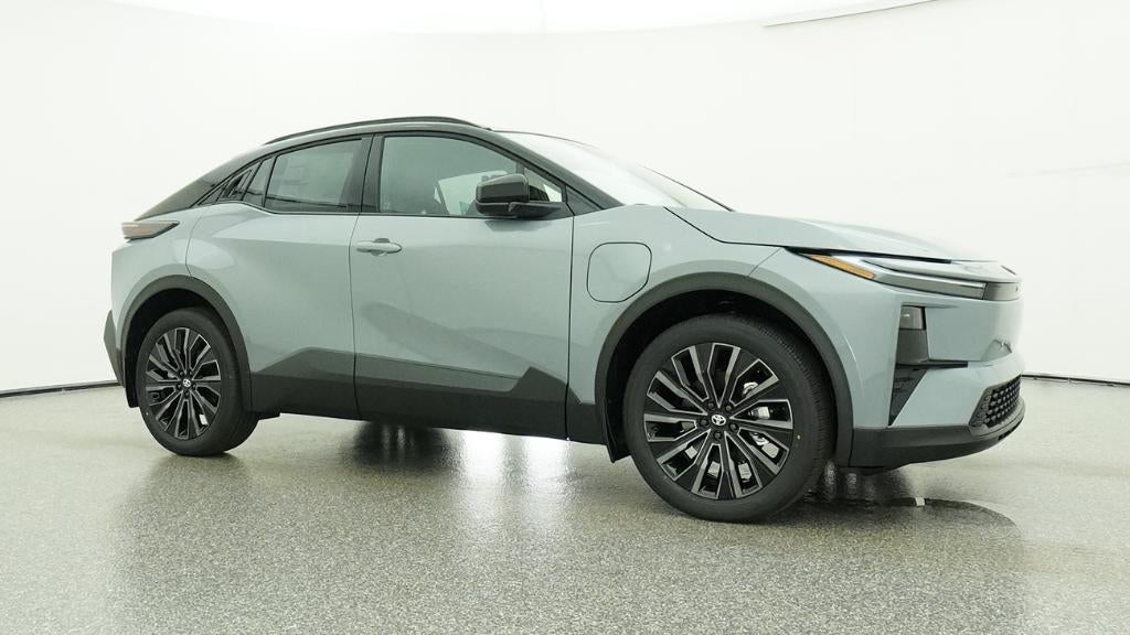 2026 Toyota C-HR XSE