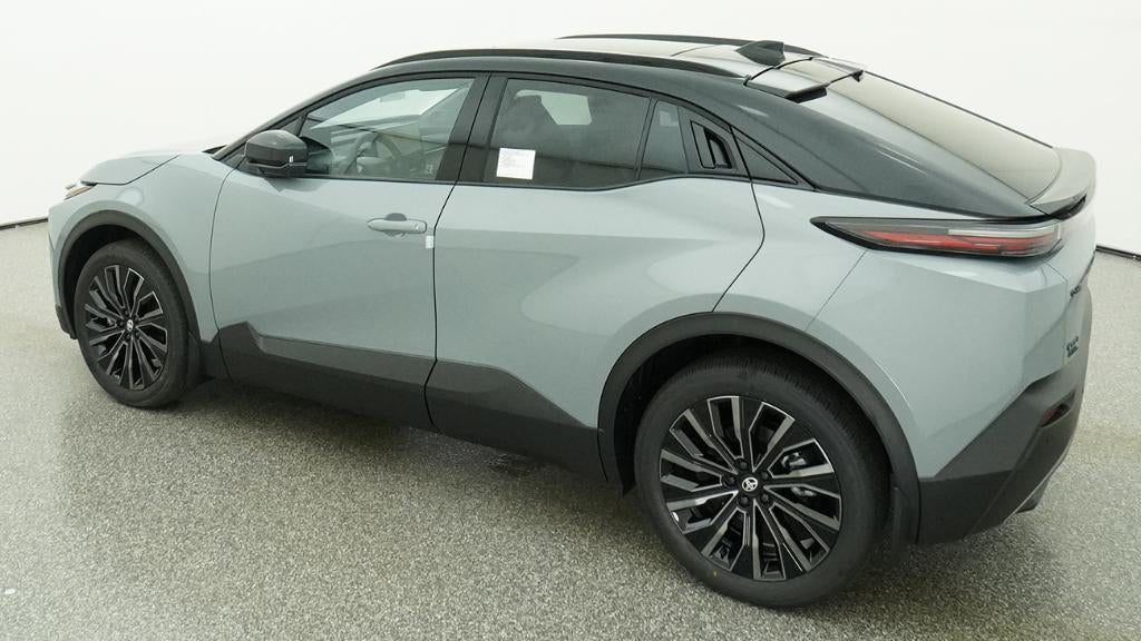2026 Toyota C-HR XSE