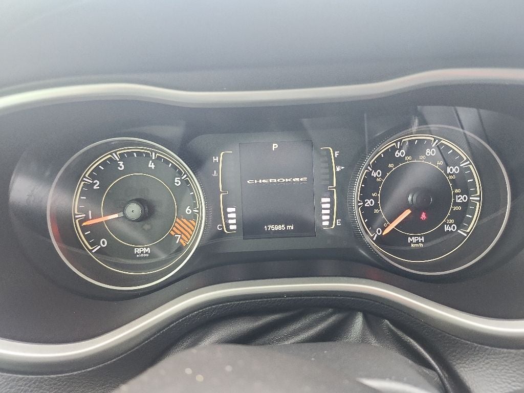 2014 Jeep Cherokee Sport