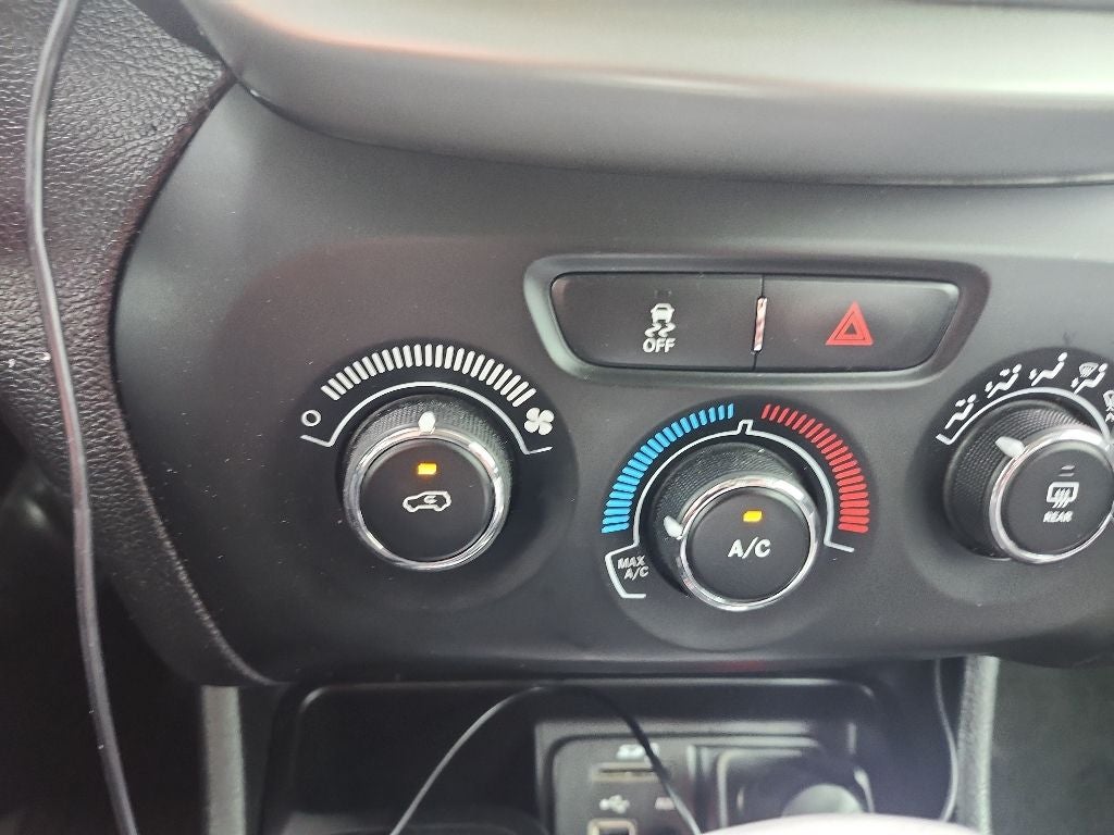 2014 Jeep Cherokee Sport