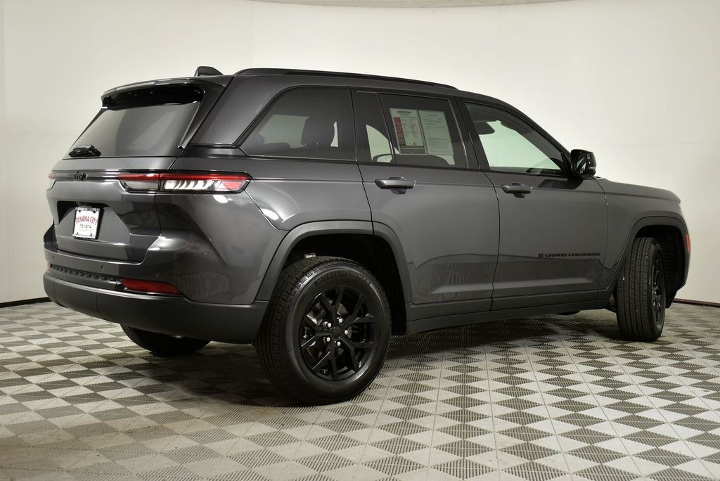 2024 Jeep Grand Cherokee Altitude