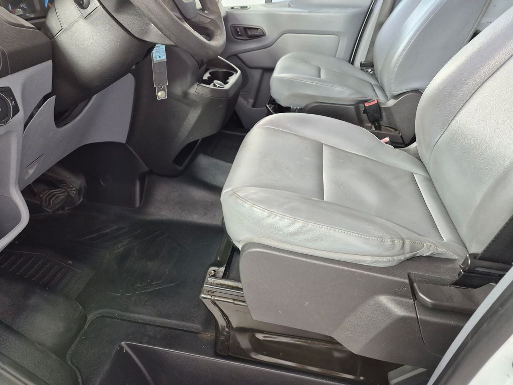 2018 Ford Transit Base