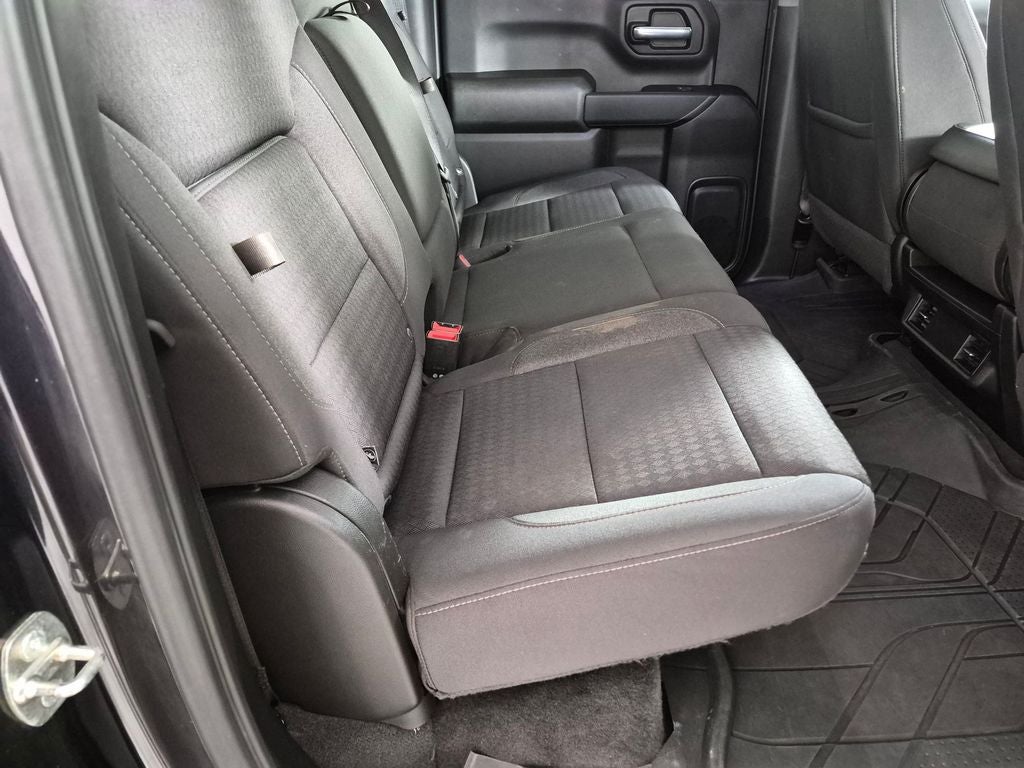 2023 Chevrolet Silverado Custom