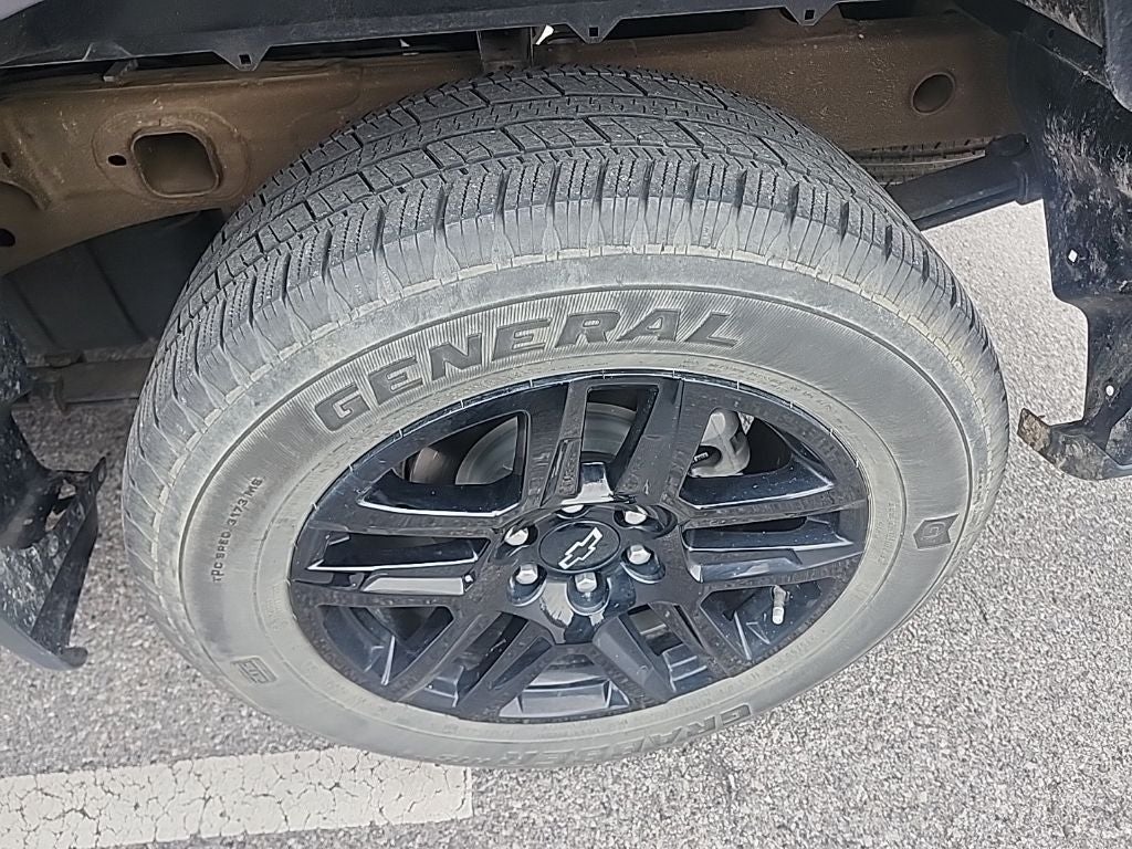 2023 Chevrolet Silverado Custom