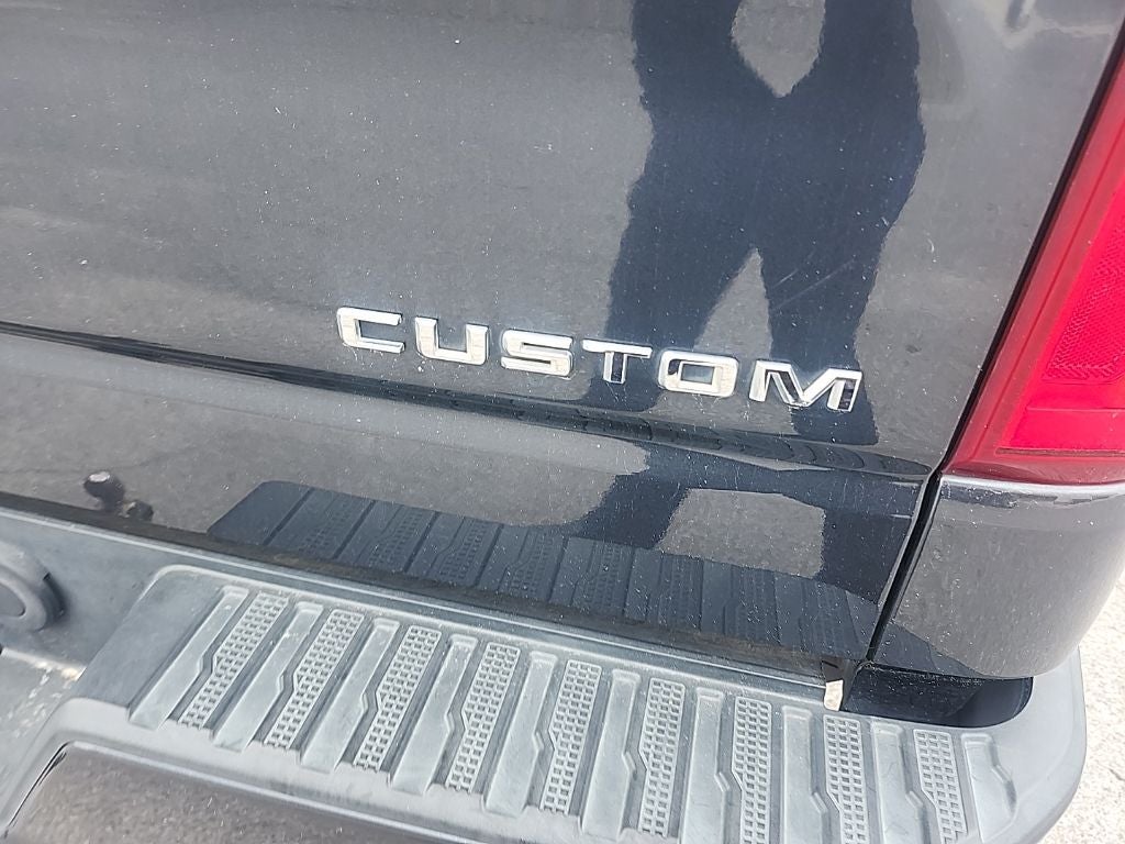 2019 Chevrolet Silverado Custom