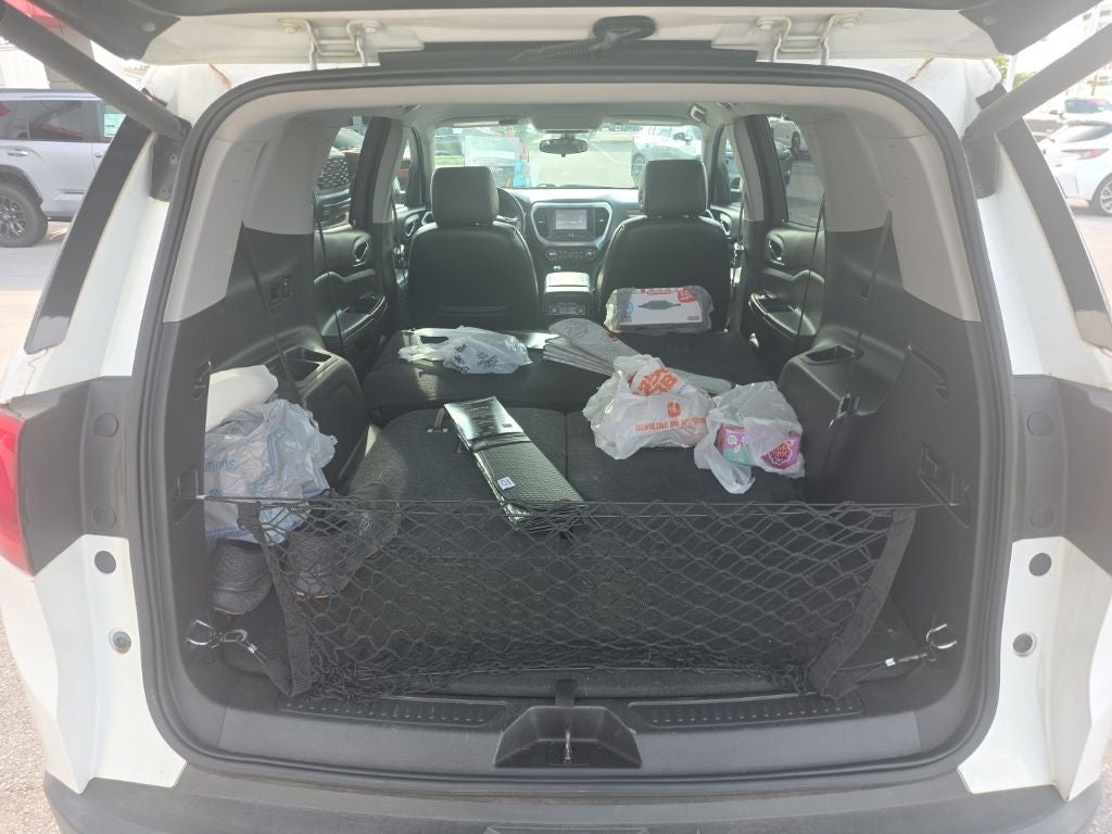 2017 GMC Acadia SLE-2