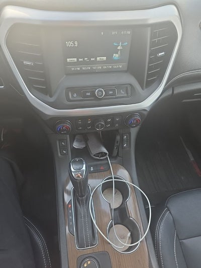 2017 GMC Acadia SLE-2