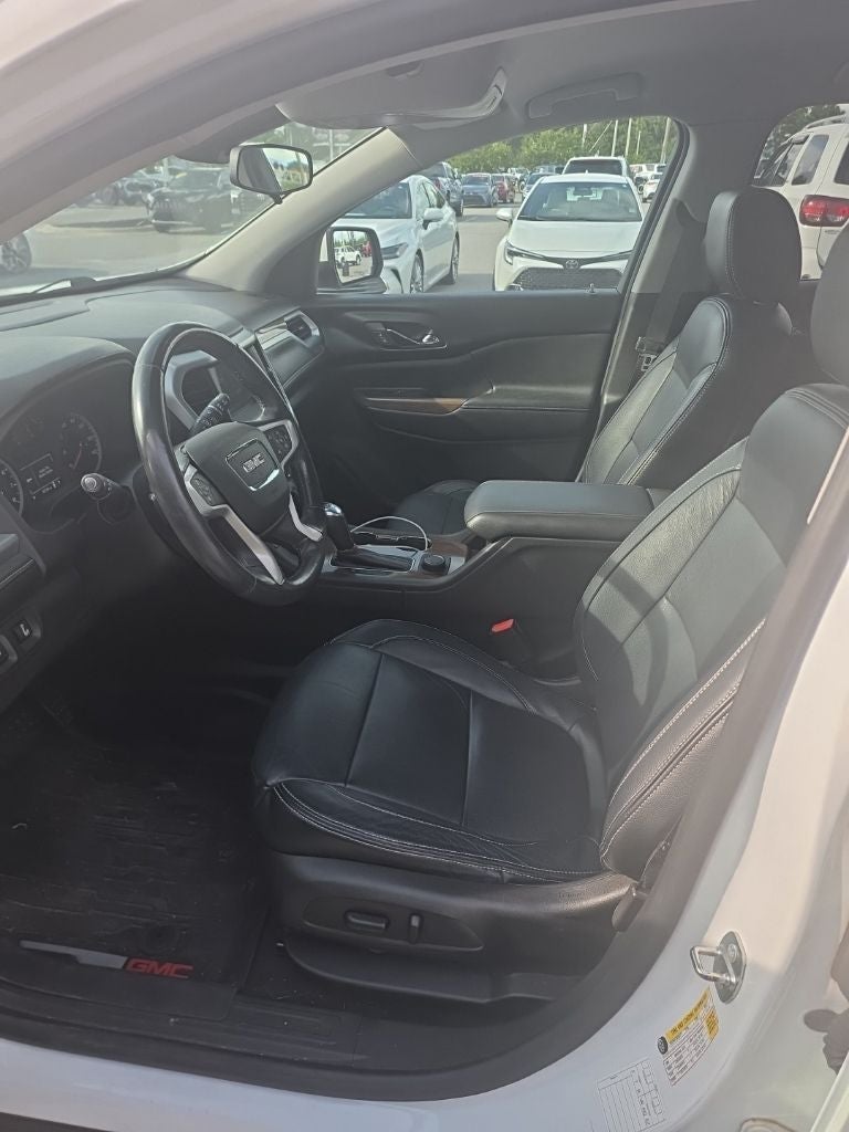 2017 GMC Acadia SLE-2