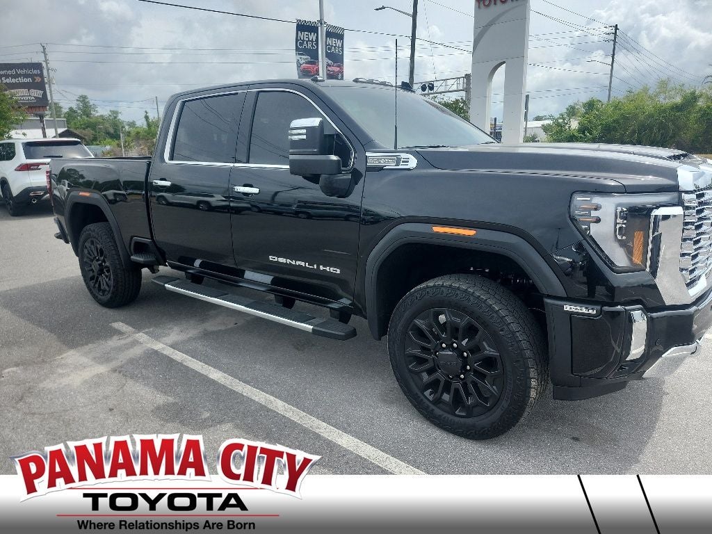 2026 GMC Sierra 2500HD Denali