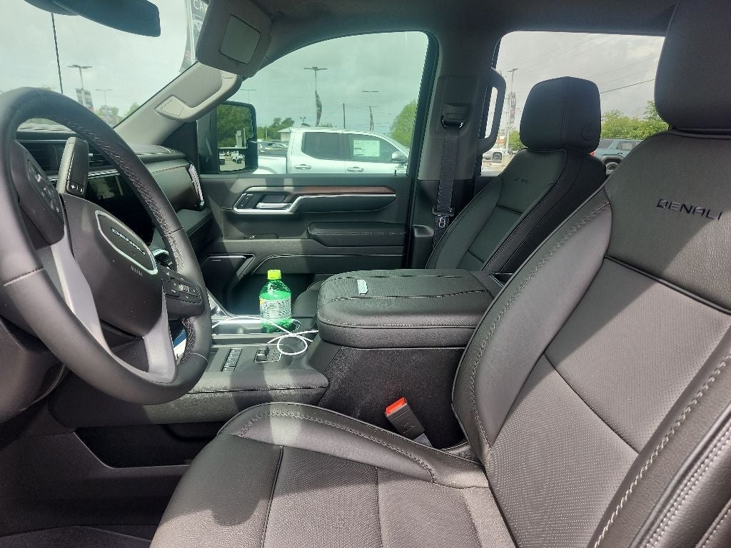 2026 GMC Sierra 2500HD Denali