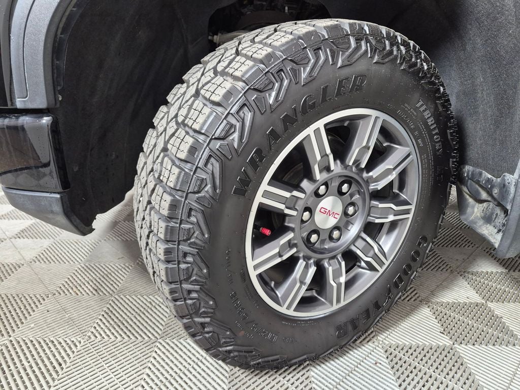 2024 GMC Sierra AT4