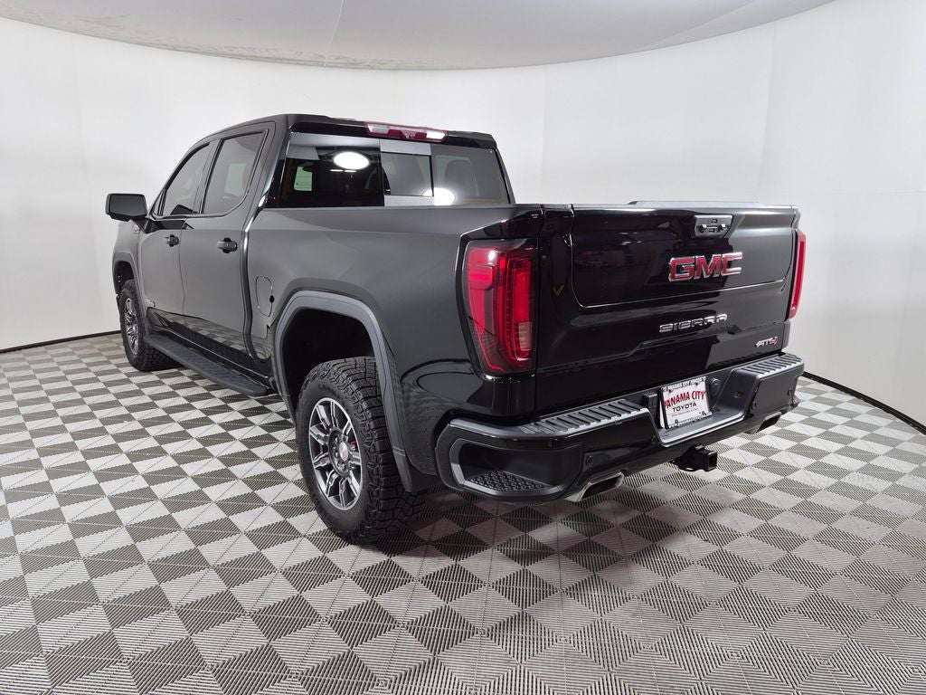 2024 GMC Sierra AT4