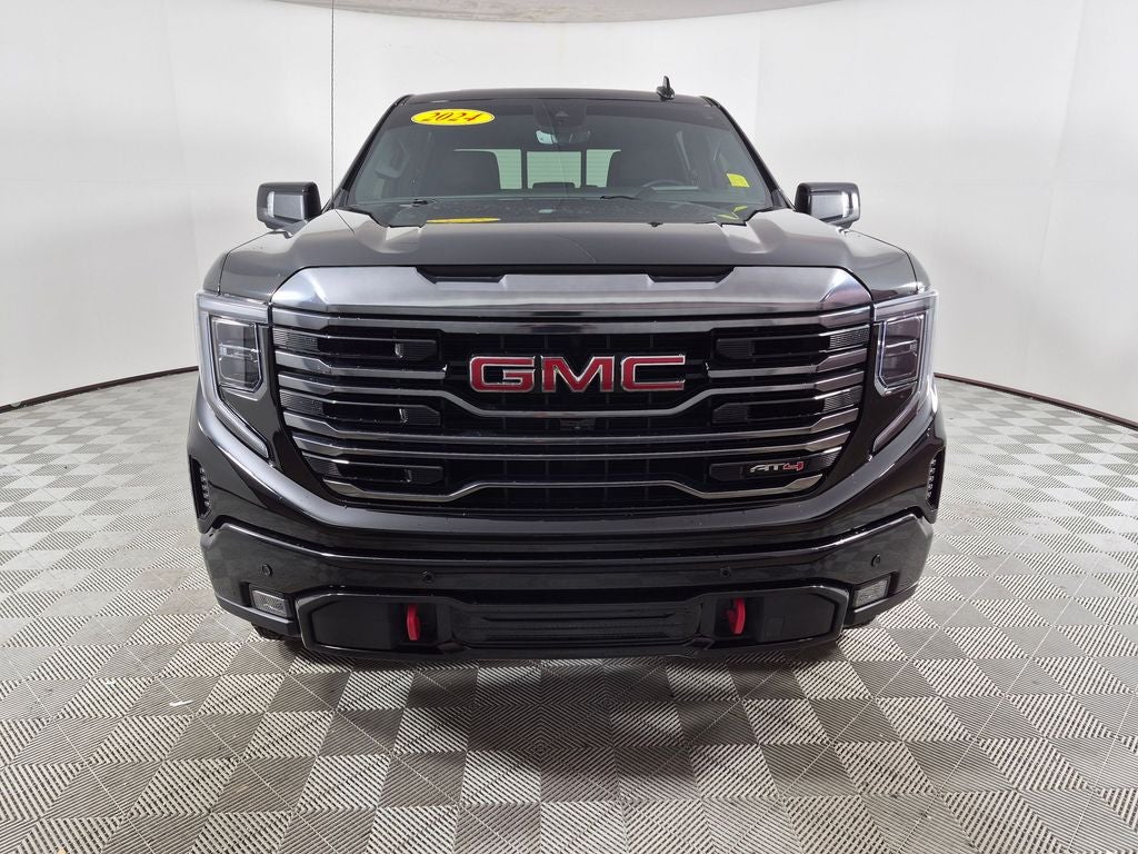 2024 GMC Sierra AT4