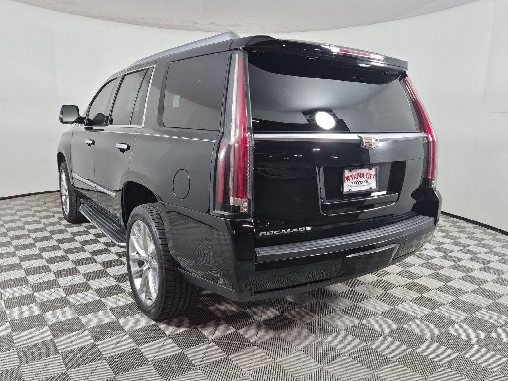 2018 Cadillac Escalade Luxury