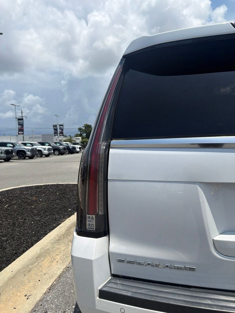 2016 Cadillac Escalade Premium