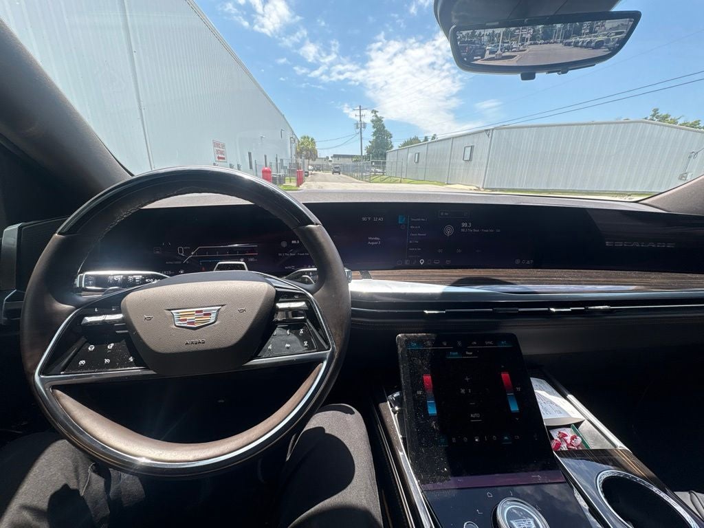 2025 Cadillac Escalade ESV Premium