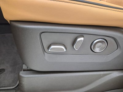 2025 Cadillac Escalade ESV Premium